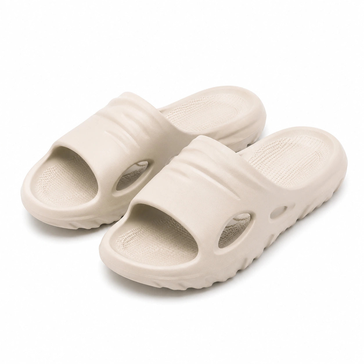 Badeschlappen Größe 42/43 aus EVA Beige mit offener Zehenpartie