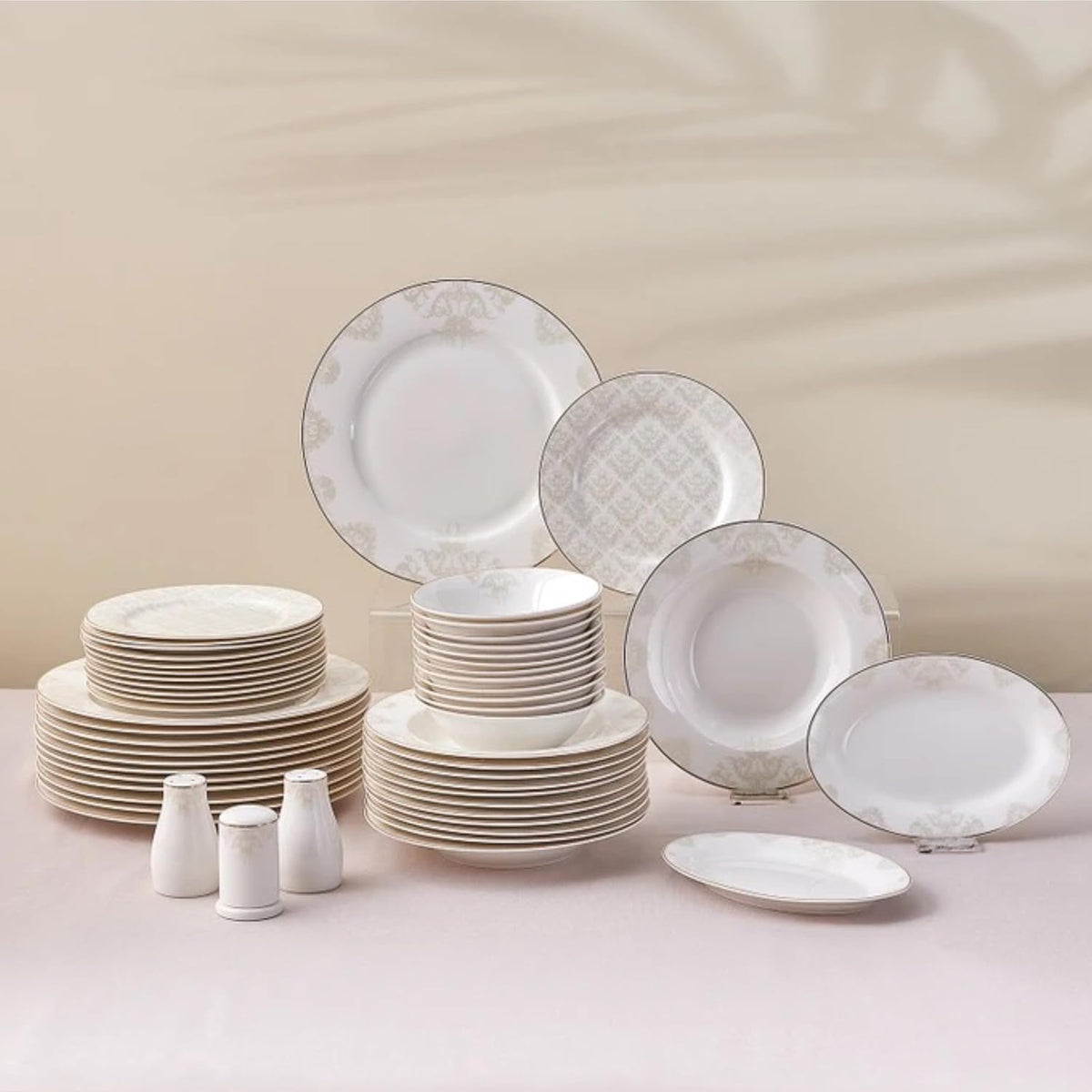KARACA, Tafelservice, Weiss/Gold, Elegance Bone Siena - 53-teiliges Geschirrset für 12, Modern Teller Set aus Porzellan